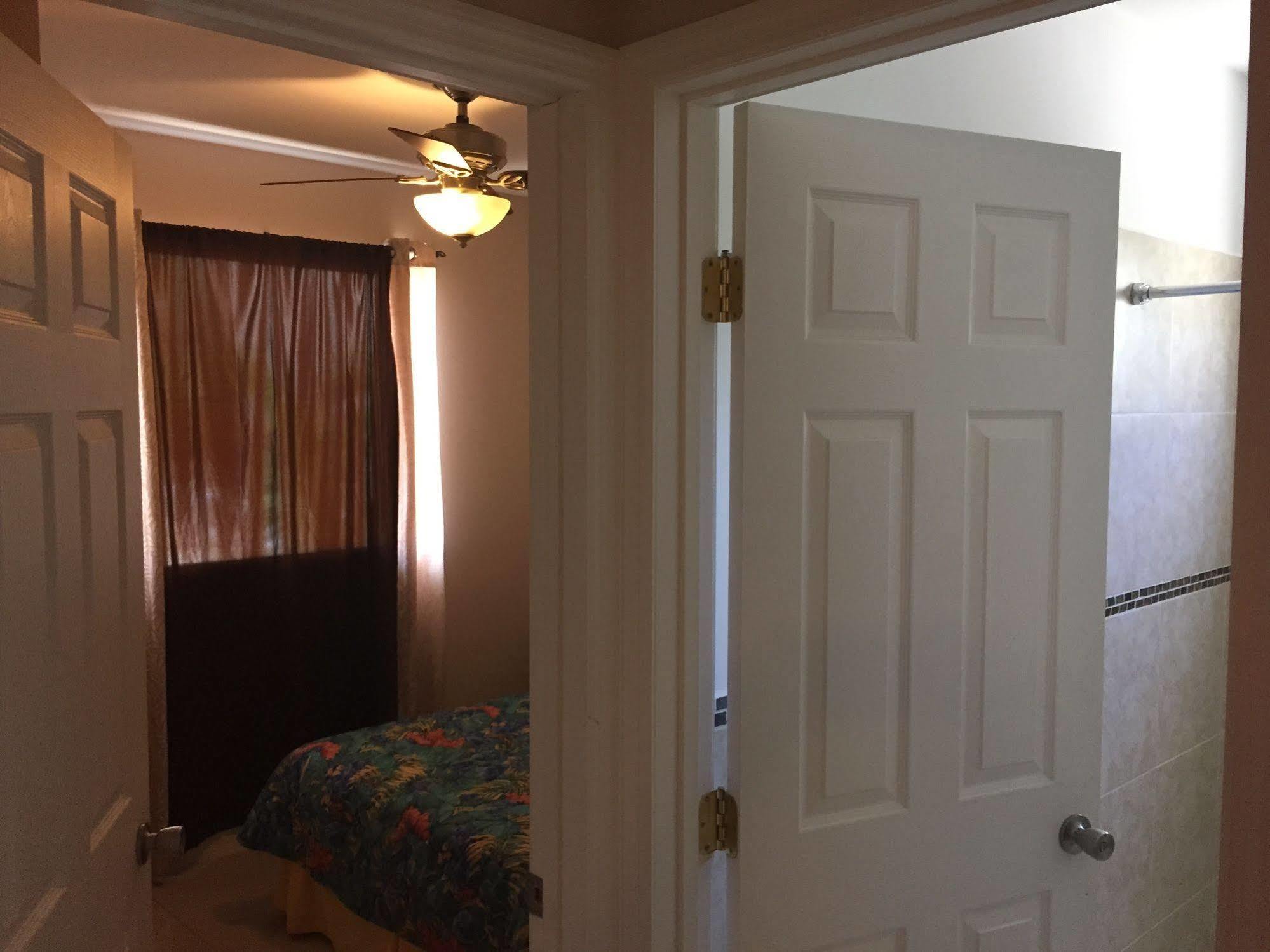 Agua Clara Eco Suites Oranjestad Buitenkant foto