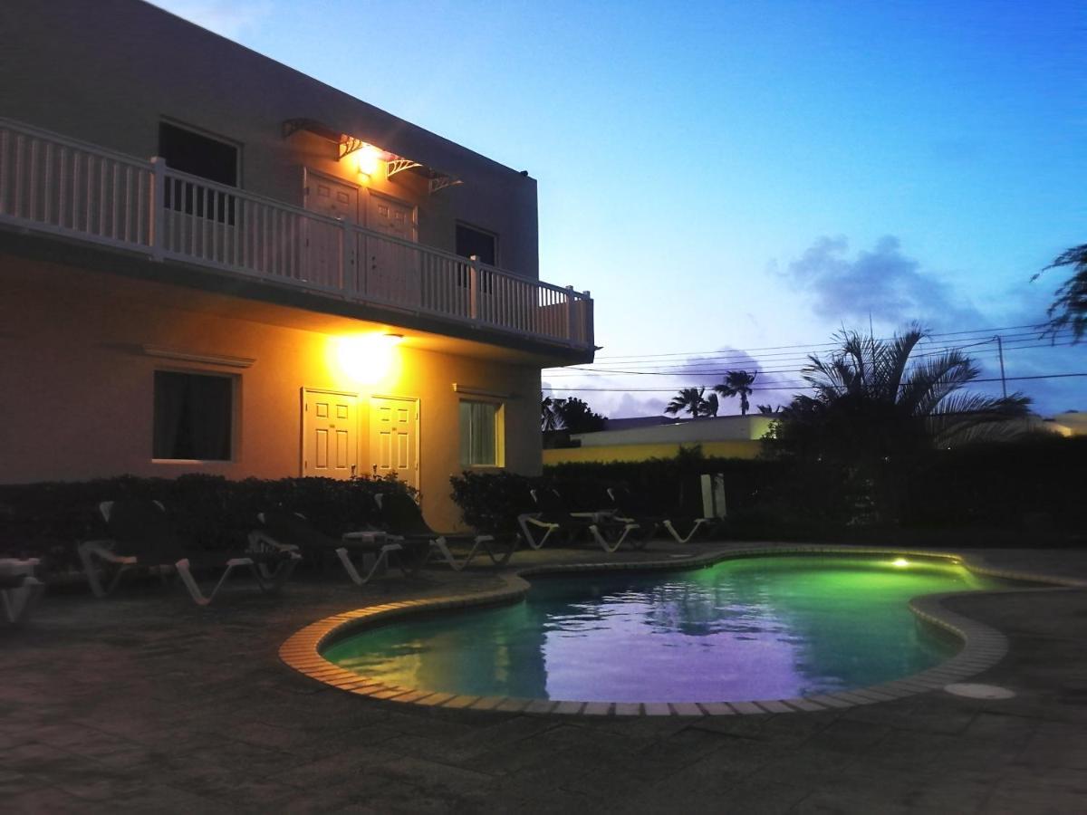 Agua Clara Eco Suites Oranjestad Buitenkant foto