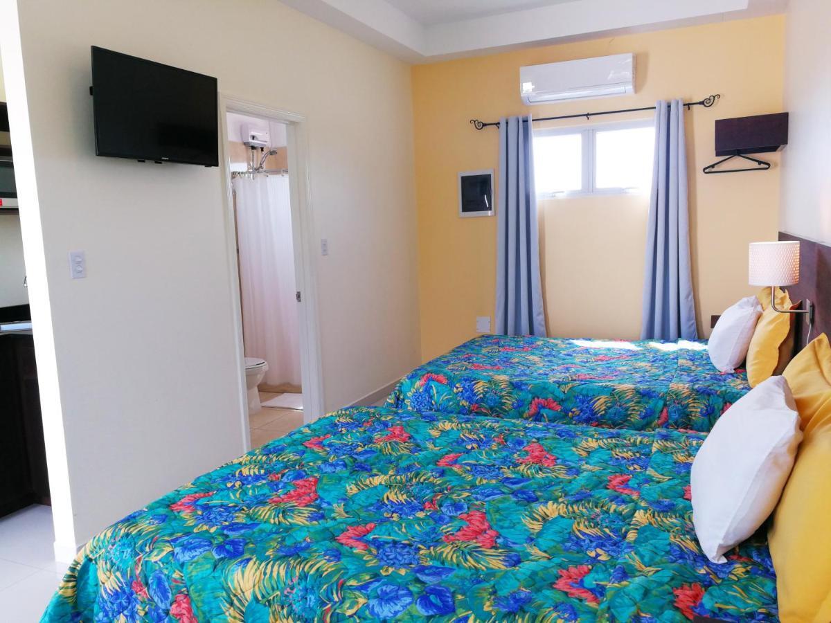 Agua Clara Eco Suites Oranjestad Buitenkant foto