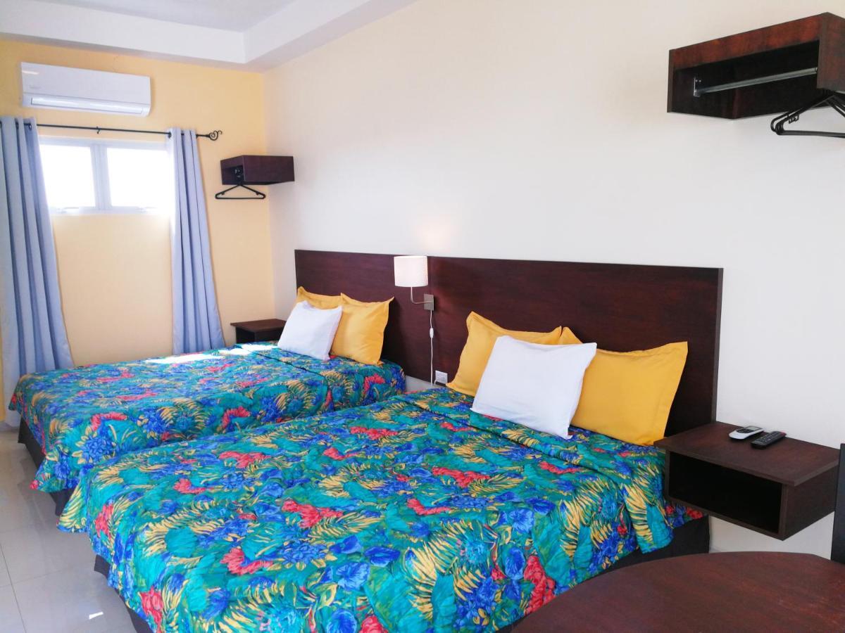 Agua Clara Eco Suites Oranjestad Buitenkant foto